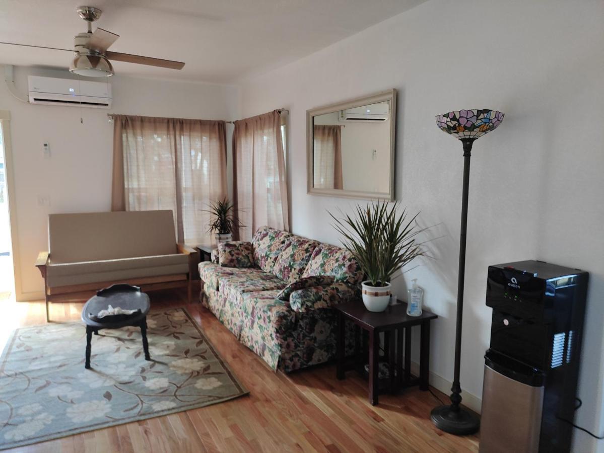 Comfortable Jacksonville House Medford Esterno foto